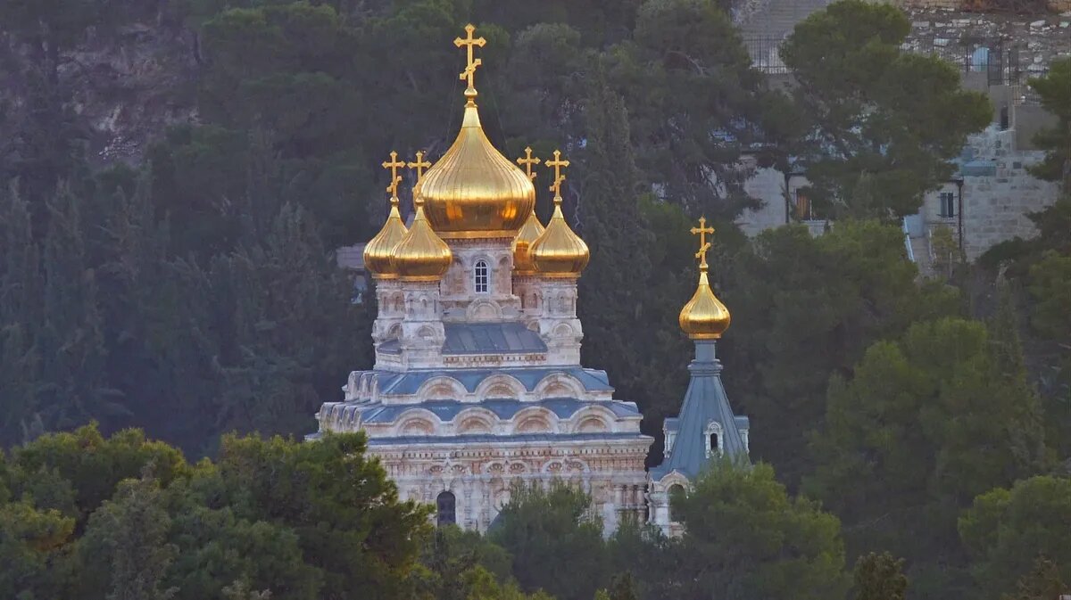 Христиане могут пойти в церковь на церковные праздники. Фото: www.piqsels.com