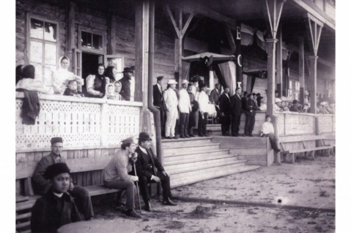    До революции тюменский ипподром был местом притяжения знати.