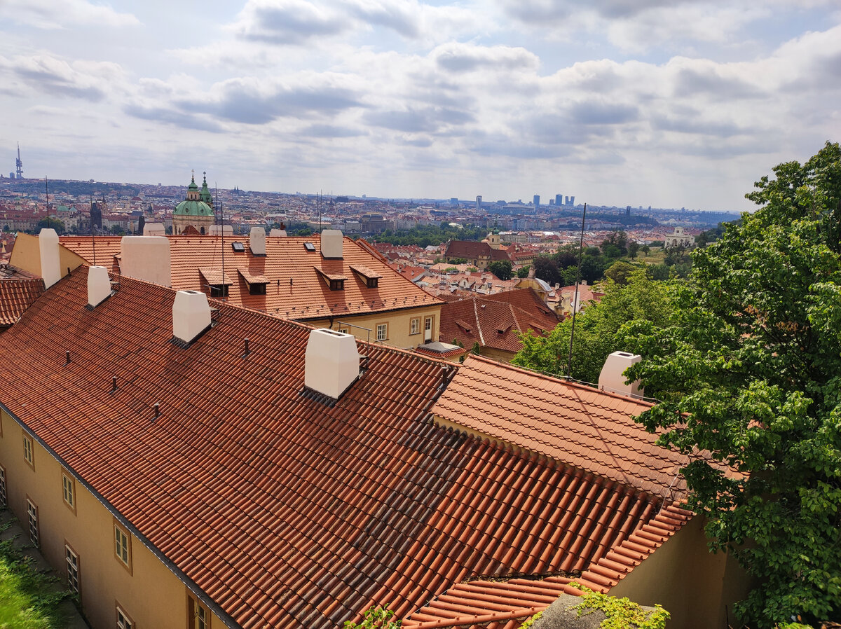 Фото автора: красные крыши Праги