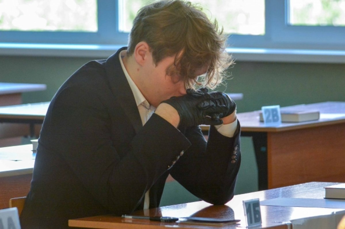    Школьники в Сыктывкаре 26 мая сдают ЕГЭ по химии, литературе и географии