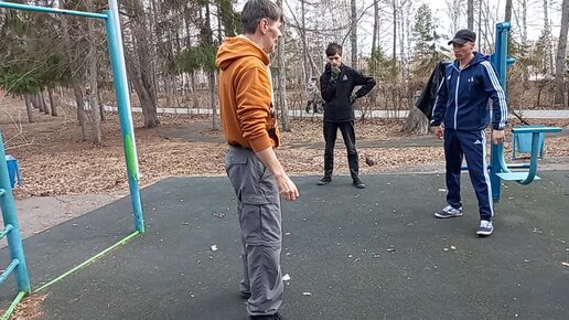 Две двоечки удар