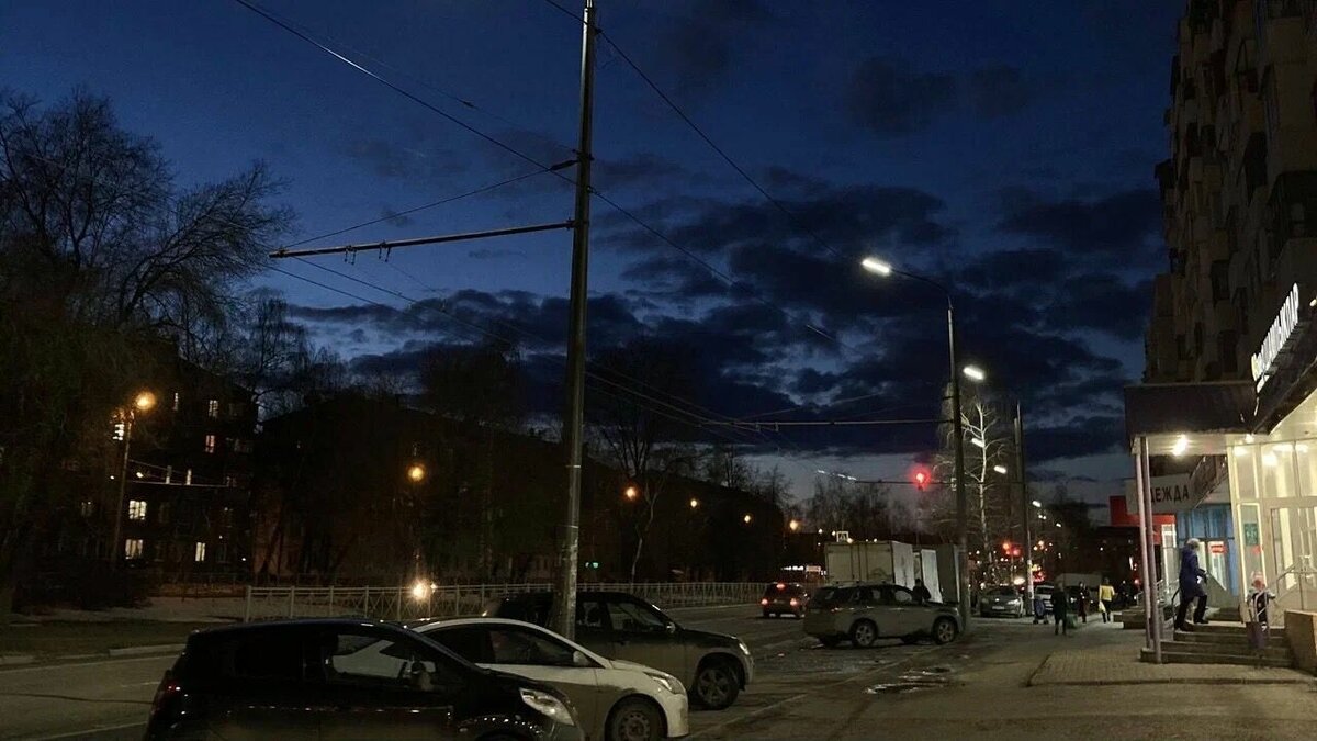     В Татарстан наступило заметное похолодание. Однако с высокой долей вероятности апрель все же будет по температуре выше климатической нормы. Об этом заявил доцент кафедры метеорологии, климатологии и экологии атмосферы Казанского федерального университета Тимур Аухадеев.