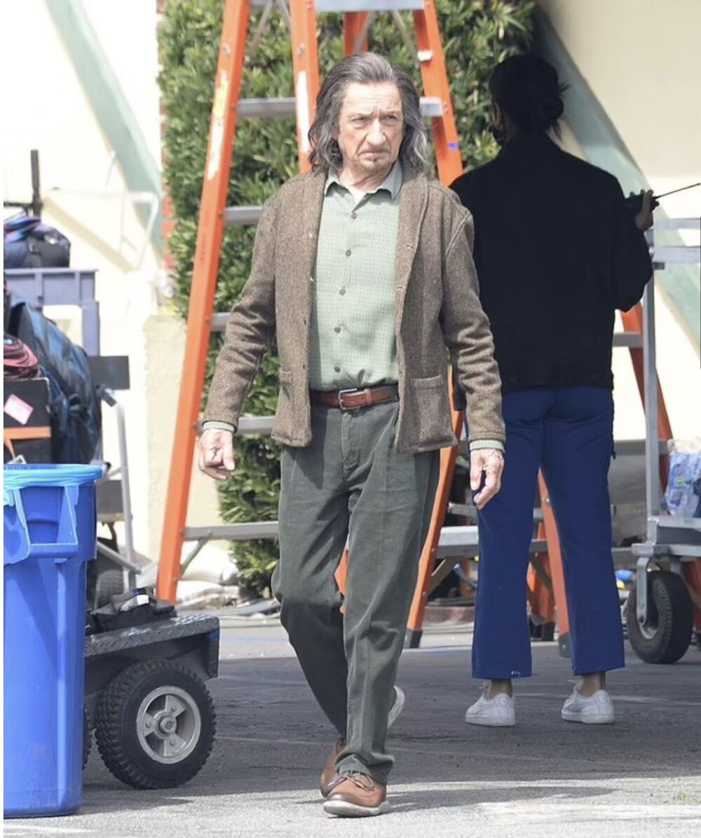     Кадр со съемок сериала «Чудо-человек»