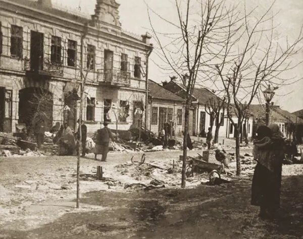 Улица Кишинёва после погрома