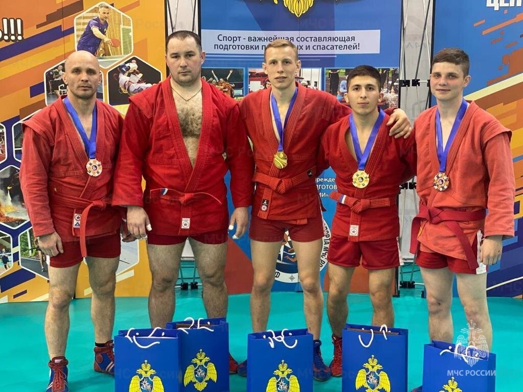 Борцы самбо награждение