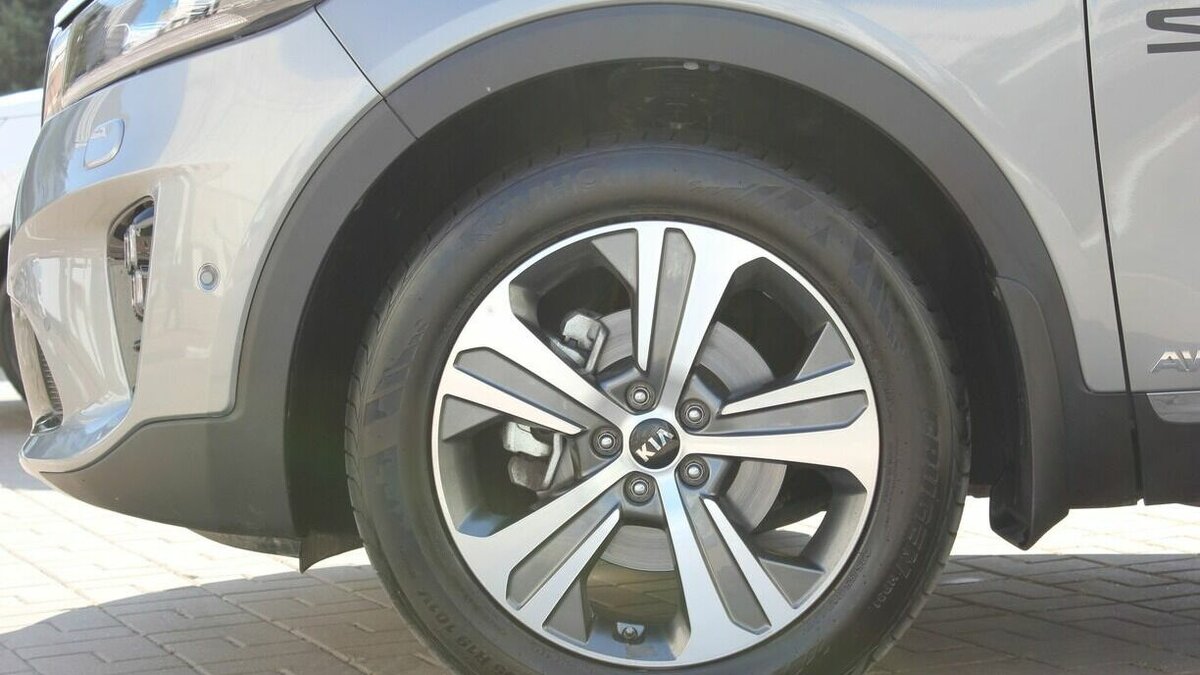     Аварийно-спасательный автомобиль почти за 2,5 миллиона рублей купят для управления ГОЧС в Нижнем Новгороде. Деньги на приобретение машины будут выделены из городского бюджета. Информация об этом опубликована на портале госзакупок.