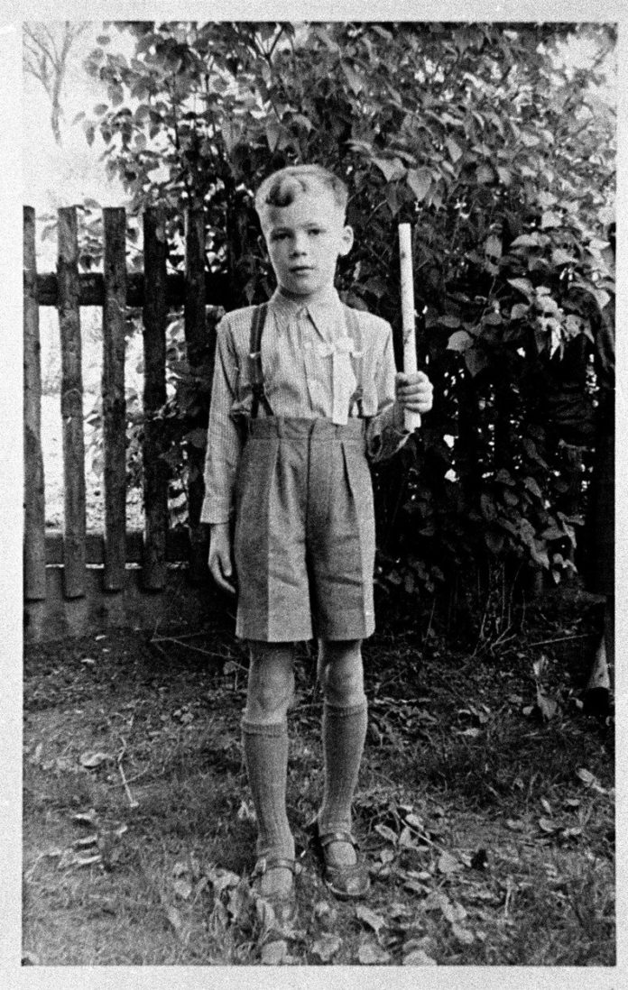 Источник: https://iknigi.net/avtor-arnold-shvarcenegger/63752-vspomnit-vse-moya-neveroyatno-pravdivaya-istoriya-arnold-shvarcenegger/read/page-47.html