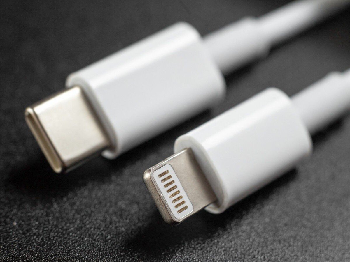    Еврокомиссия хочет запретить выпуск MFi-кабелей для новых iPhone