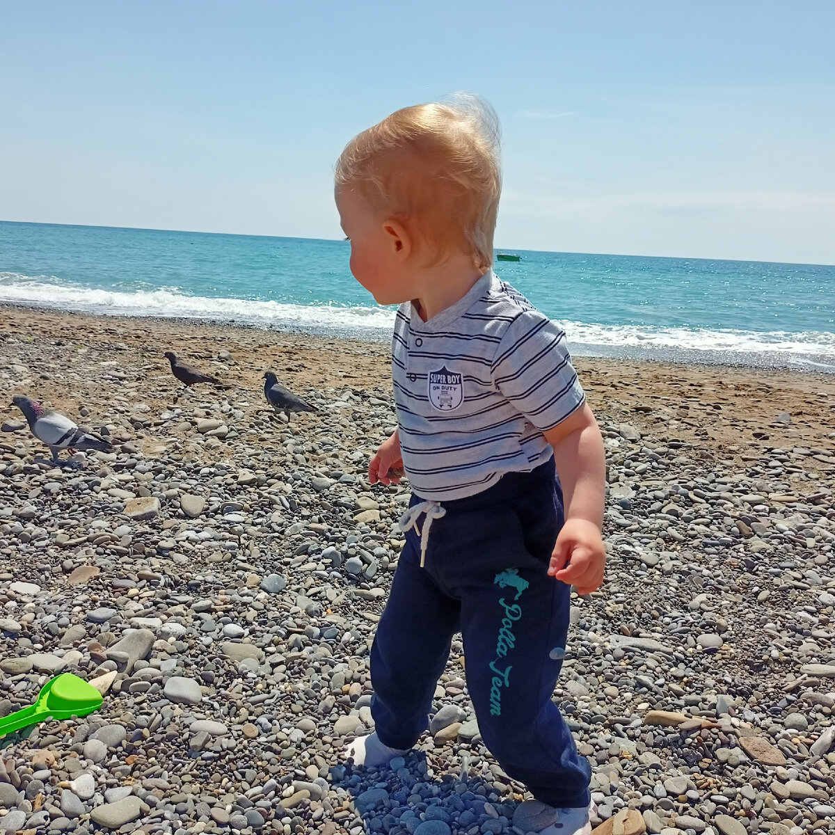 Одним очень теплым и солнечным днём)