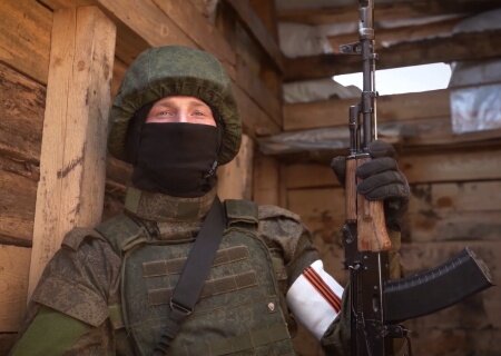    «Мы поменялись ролями»: Бойцы СВО поздравили ветеранов с Днём Победы