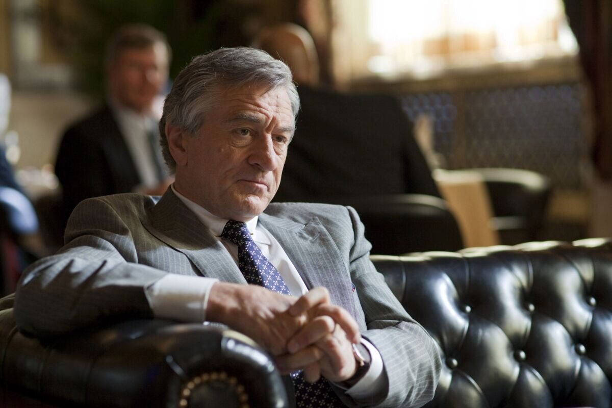    M 98 Robert De Niro stars in Relativity Media's LIMITLESS. Ксения Кузнецова