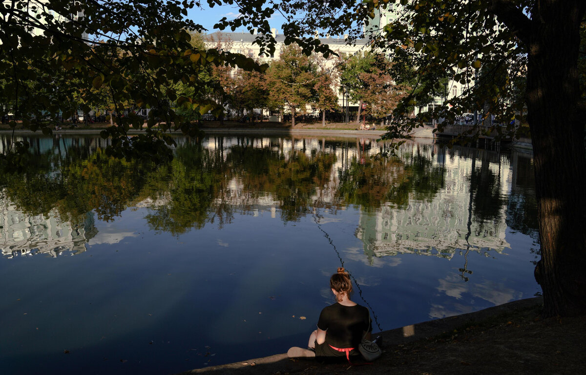 (с) РИА Новости. Пруд на Чистопрудном бульваре в Москве.
