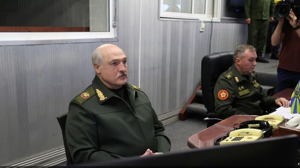     В интернете обсуждают новое фото белорусской лидера.