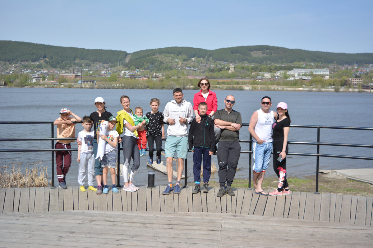 Мы на набережной города среди гор - Белорецка