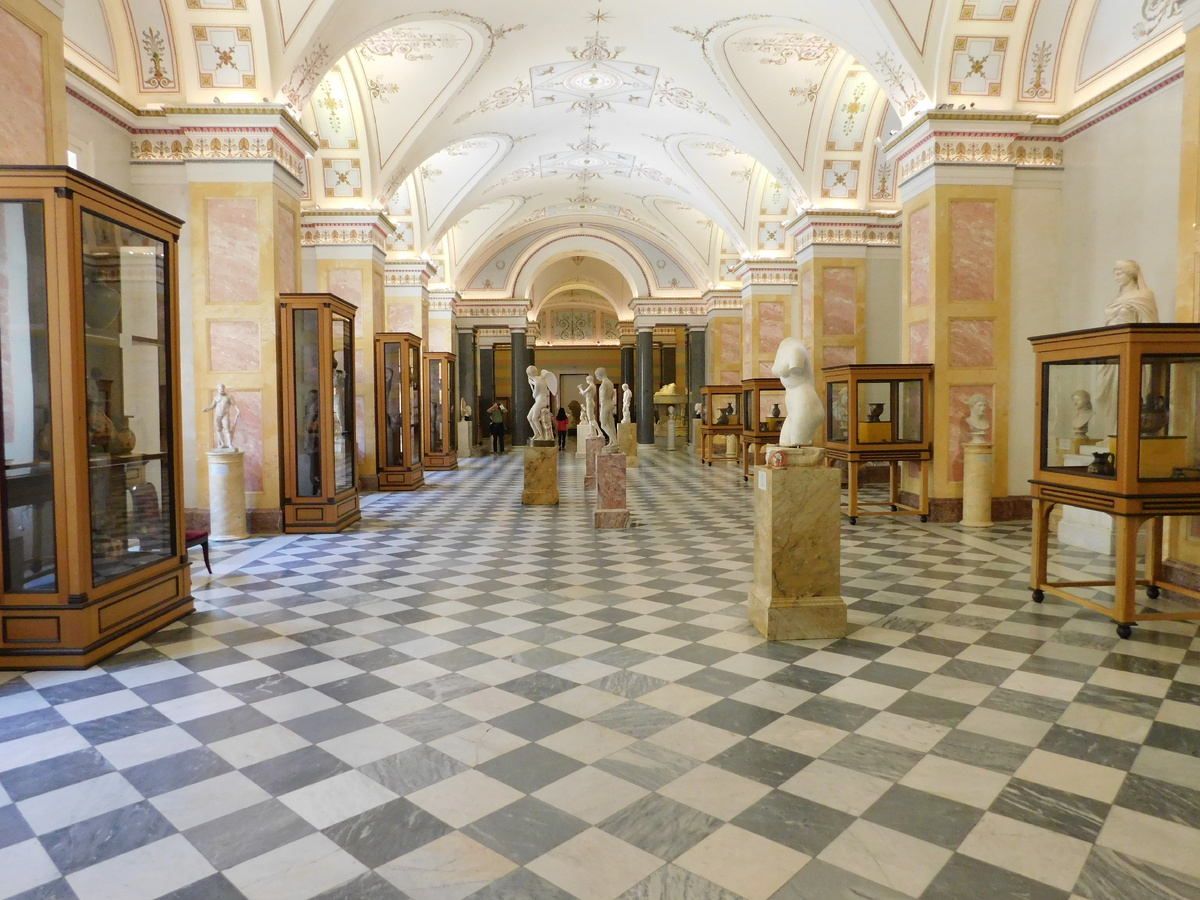 Зал Геракла