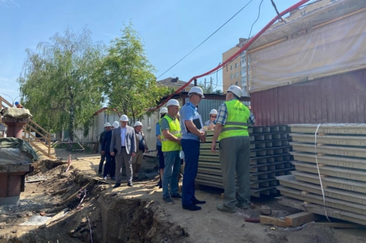    Прокурор Орловской области проверил, как идут работы на Красном мосту