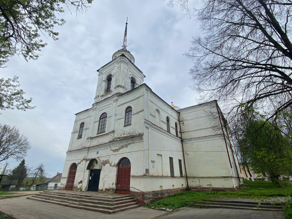 Вязьма. Башня, по старой дороге, зонт и русский лапоть, плата за верность,  застрелился и если будут танцевать | СветЛость | Дзен