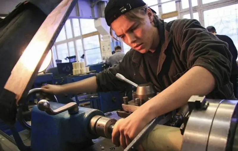 Хотели бы работать больше? Фото: yandex.ru