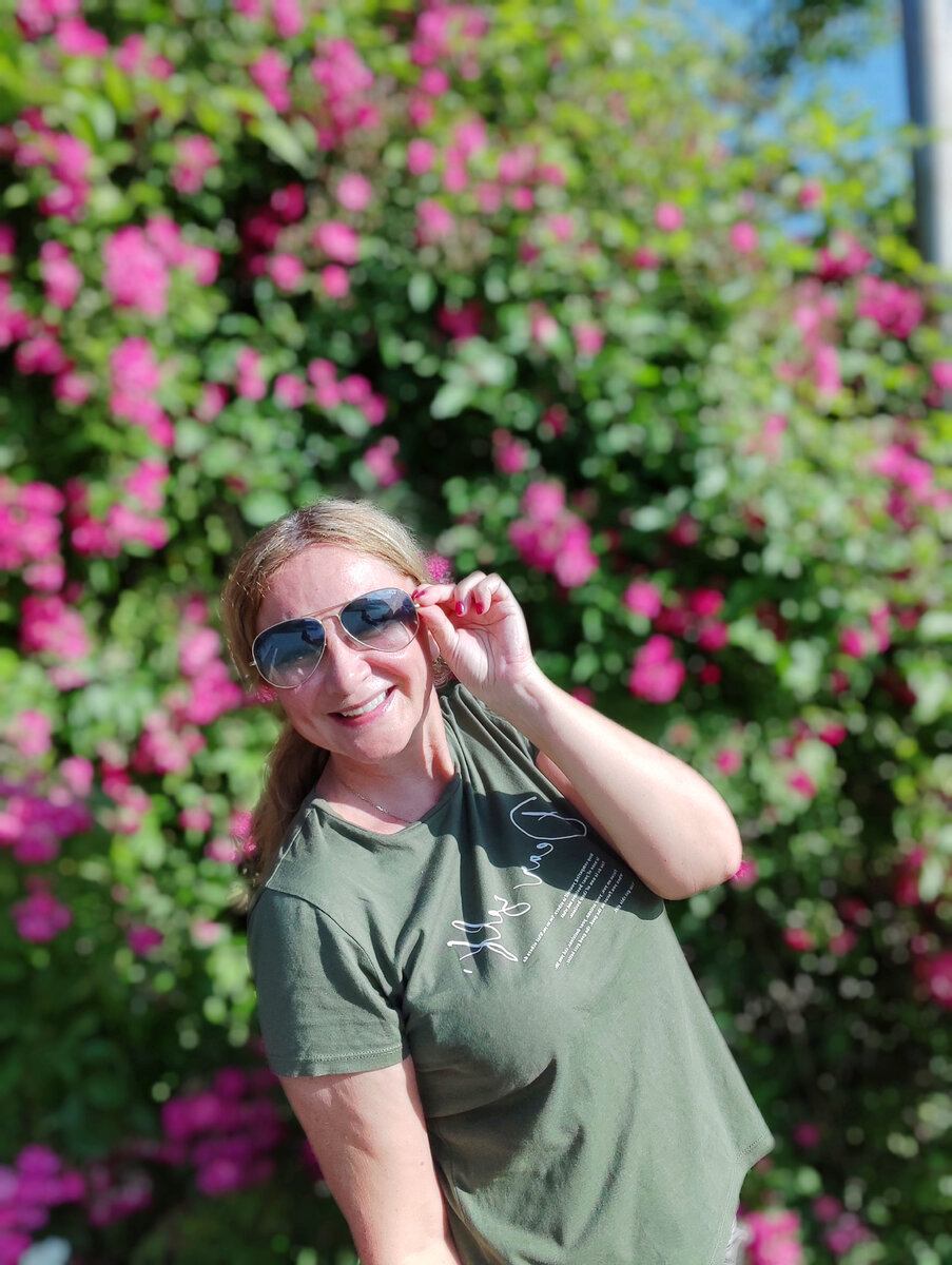 Розы повсюду 