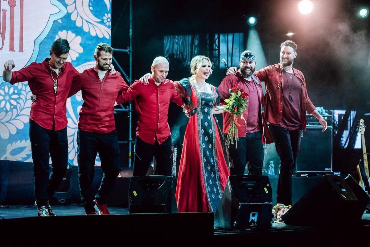 Невероятные музыканты и почти семья - группа "Пелагея". Фото Яндекс.Картинки.