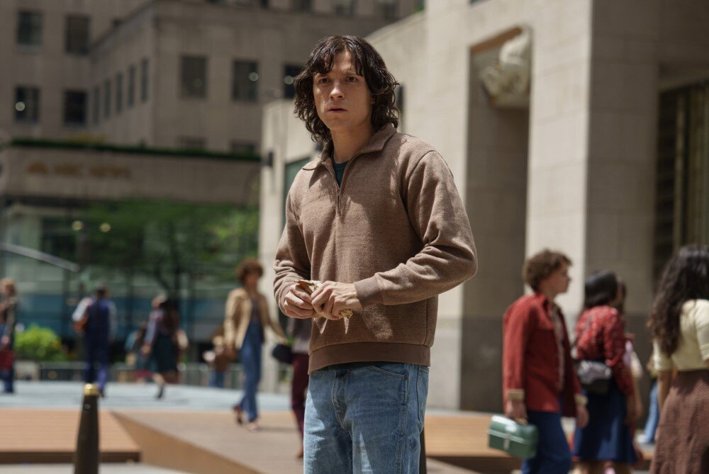     Кадр из сериала «Переполненная комната» (2023)