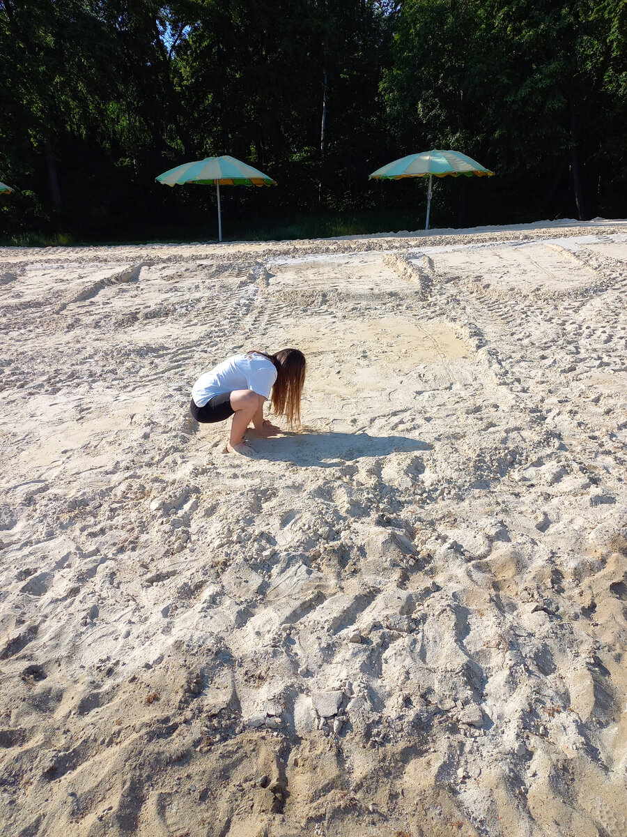 Пляж озера Увильды. Прекрасен: чистый песок и прозрачная вода