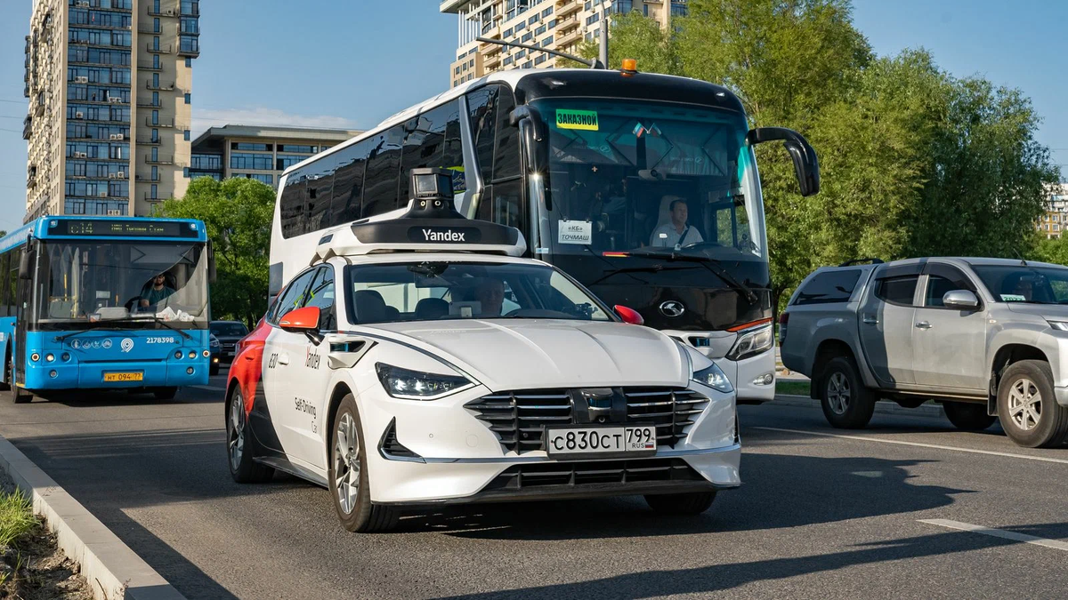 Роботакси «Яндекса» на дорогах Москвы и Московской области