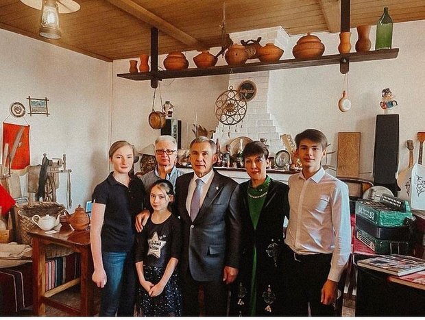 Несколько лет назад в гостях побывал Рустам Минниханов. Фото предоставлено realnoevremya.ru Шамилем Гафуровым 