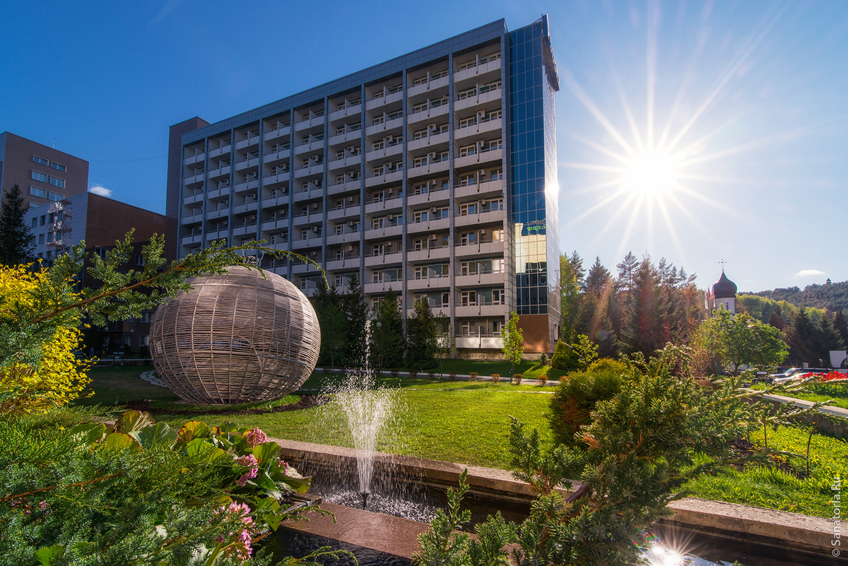 Оздоровление в городе. Прогулка с палками. Санаторий россия белокуриха алтайский край. Оздоровление в городе. Ходьба пешком.