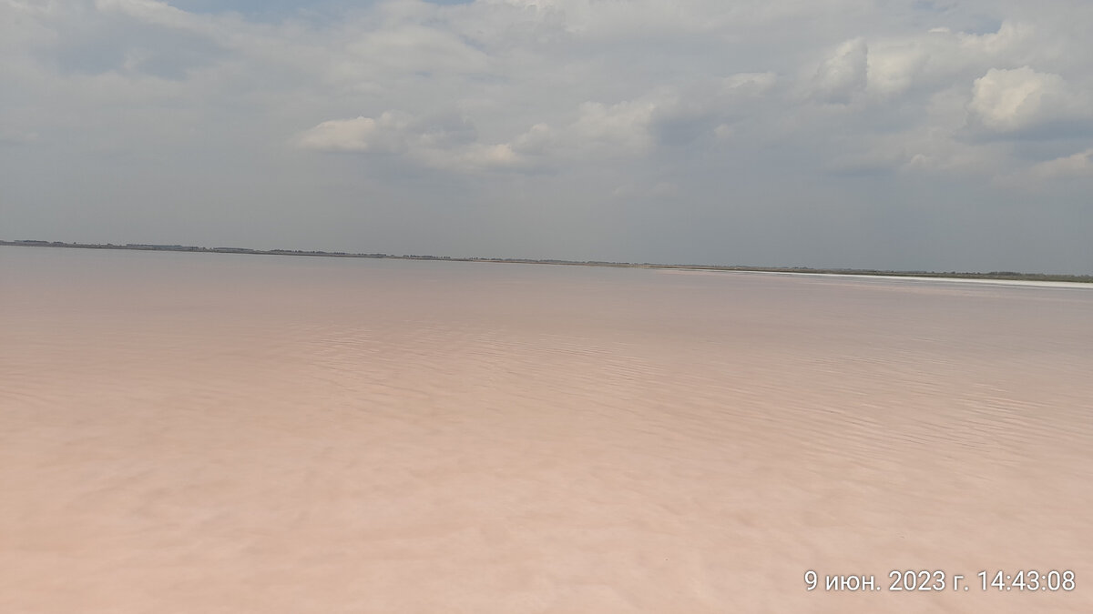 вглубь озера