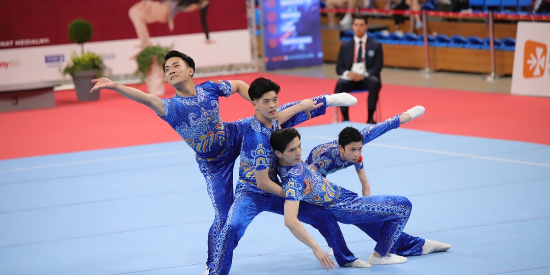 Спортивная акробатика - знакомство