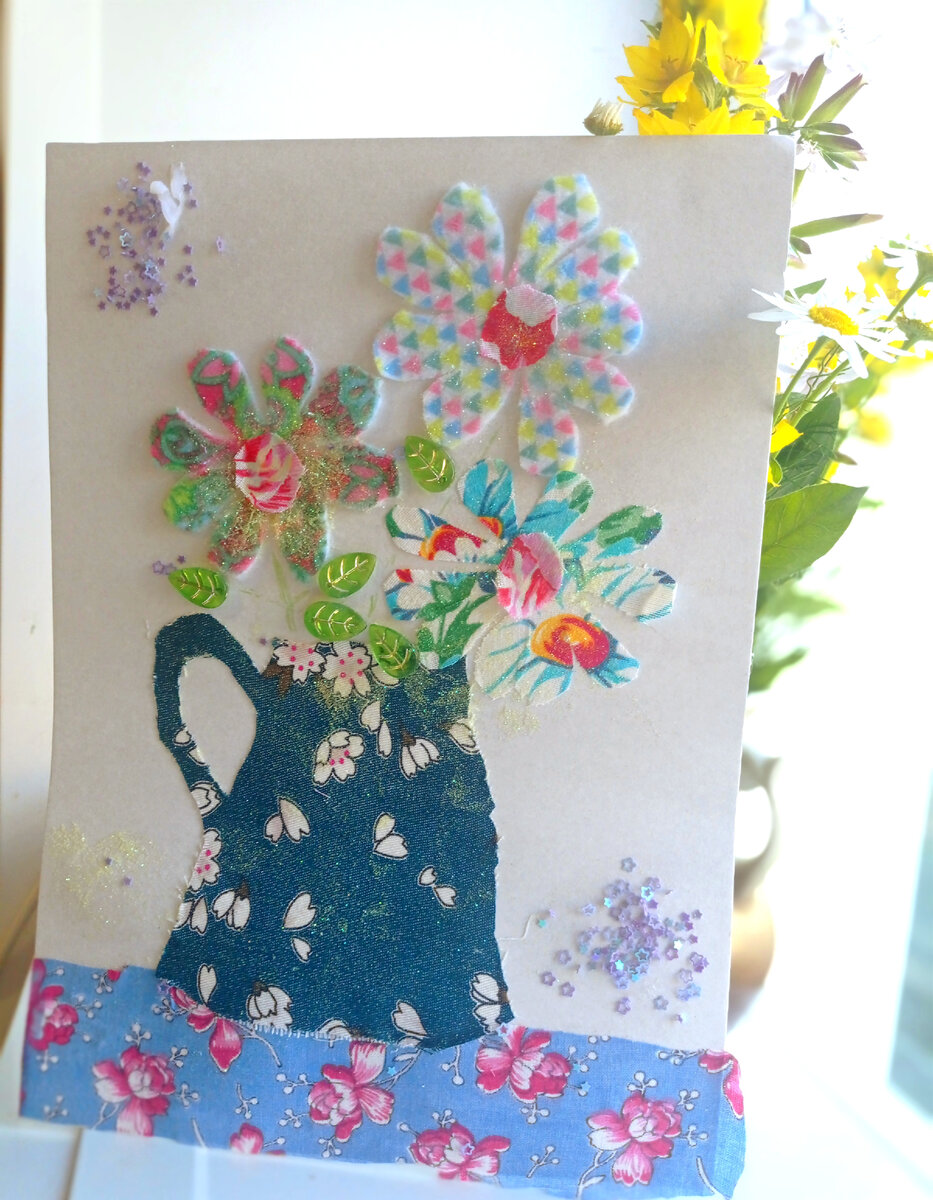 Первая работа самая красивая - "Летний рассвет цветов"