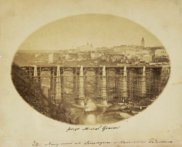 Строительство Новоплановского моста. Фотография Михаила Грэйма