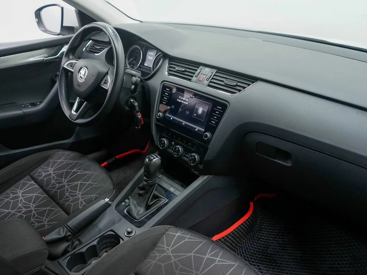 Салон модели.