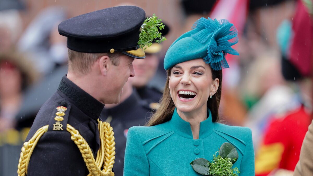    Кейт Миддлтон с мужем принцем Уильямом на мероприятии в честь дня святого Патрика© Globallookpress I-Images