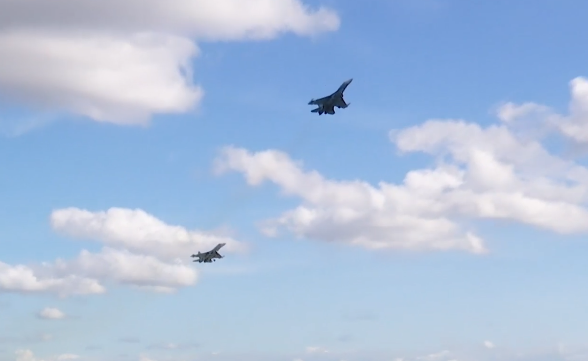   Су-27 Кадр из видео