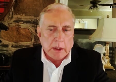    Дуглас Макгрегор: Путин знает, что российский народ хочет однозначной победы