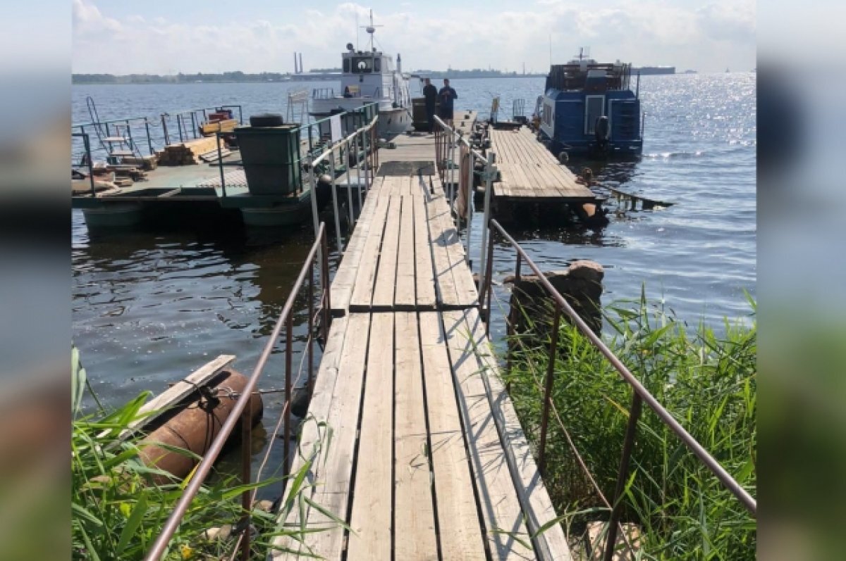    В акватории Финского залива в Кронштадте обнаружили незаконный причал