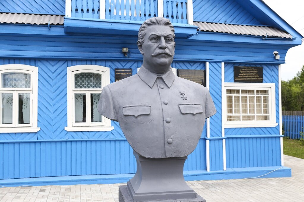 В Тверской области «Ставка Сталина» весь май дает уроки мужества