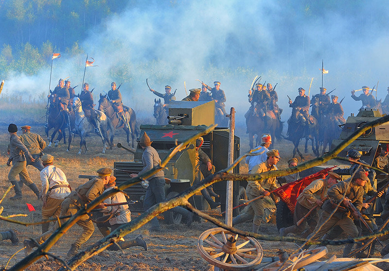 Наступление польских  войск. Яндекс картинки.