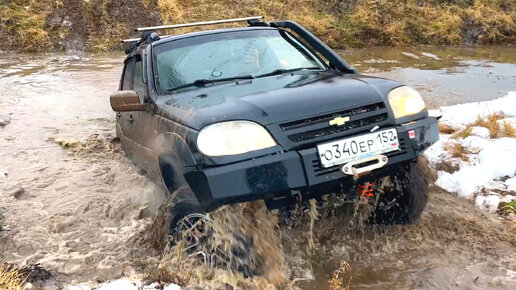 Заплыв у Chevrolet NIVa удался на славу, а НИВА 3д пошла ко дну