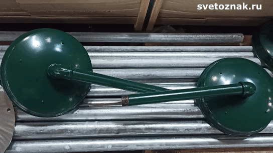 Материалы для изготовления аварийных душей на производстве компании Светознак