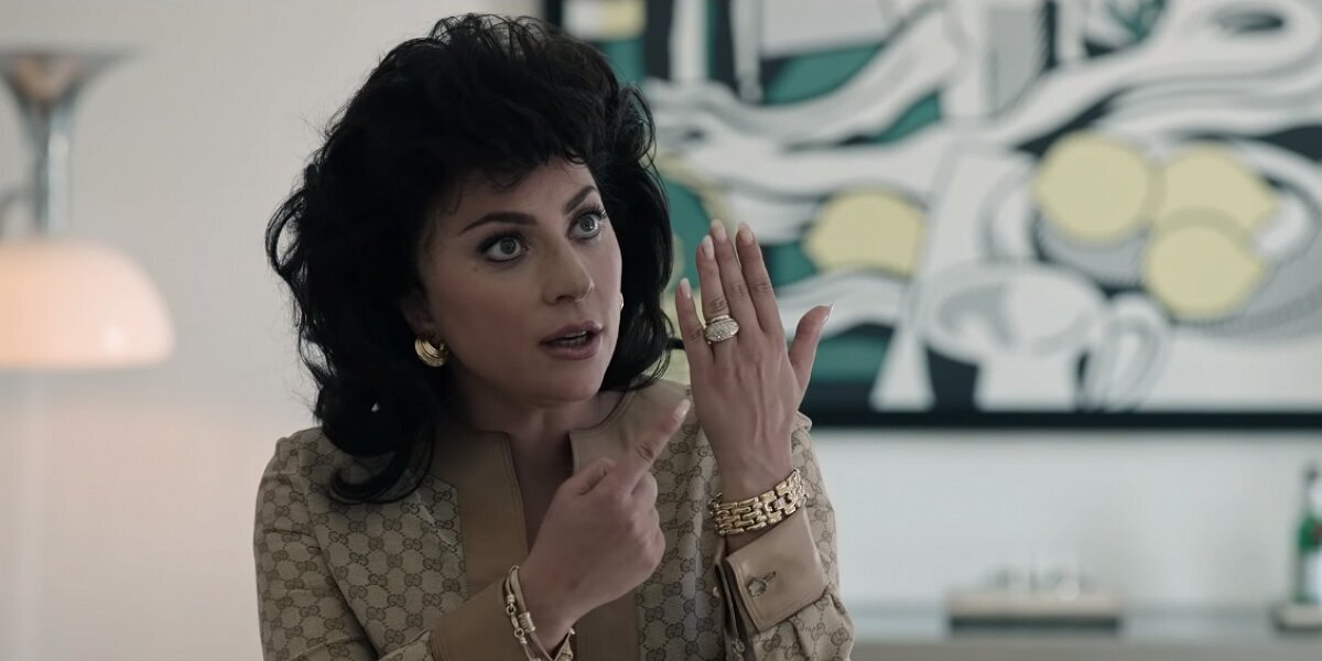 Кадр из фильма "Дом Gucci". Патриция Реджани в отношениях с  Маурицио Гуччи перетягивала одеяло на себя, что привело к очень печальному концу их любовной истории