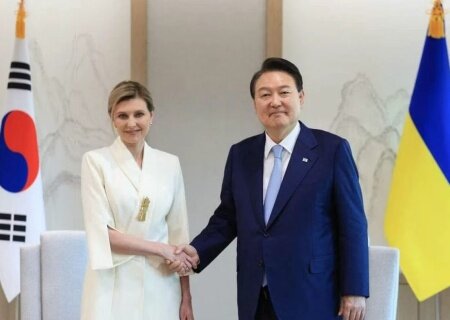    Елена Зеленская поехала просить помощь в Южной Корее