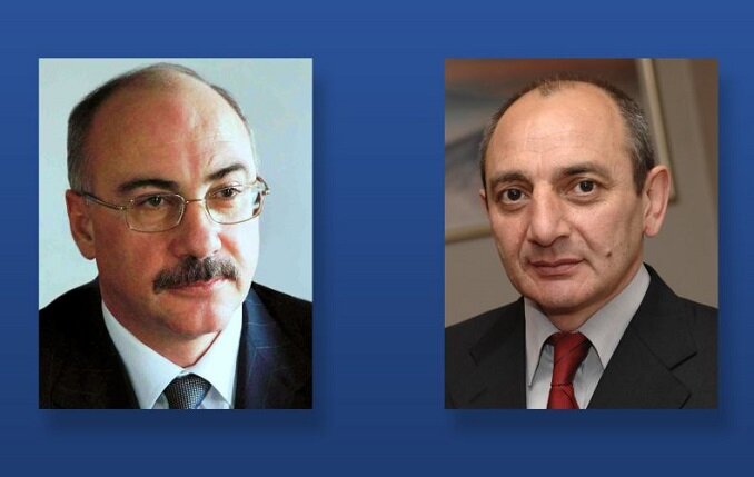 Второй президент Нагорно-Карабахской Республики (Республики Арцах) Аркадий Гукасян и третий президент Нагорно-Карабахской Республики (Республики Арцах) Бако Саакян. Фото из открытых источников сети Интернета