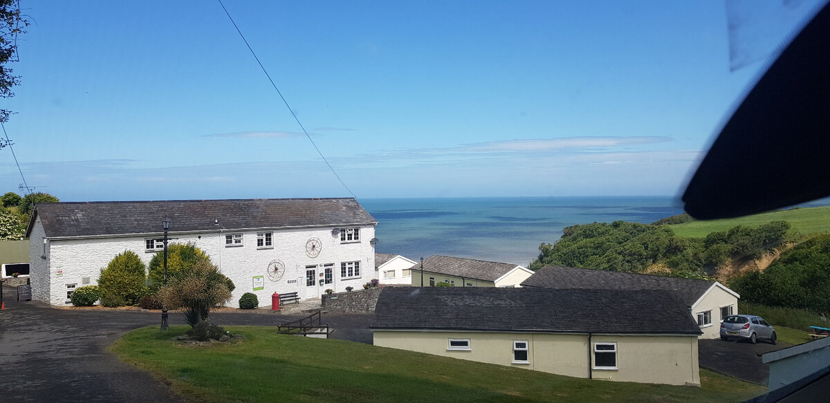 Вот здесь, в местечке Gilfach Wales, мы обычно снимаем коттедж на берегу моря на выходные. Фото из личного архива 