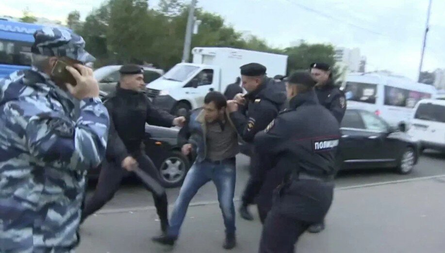"Русских снова бьют и унижают". В Уссурийске произошёл новый скандал с мигрантами