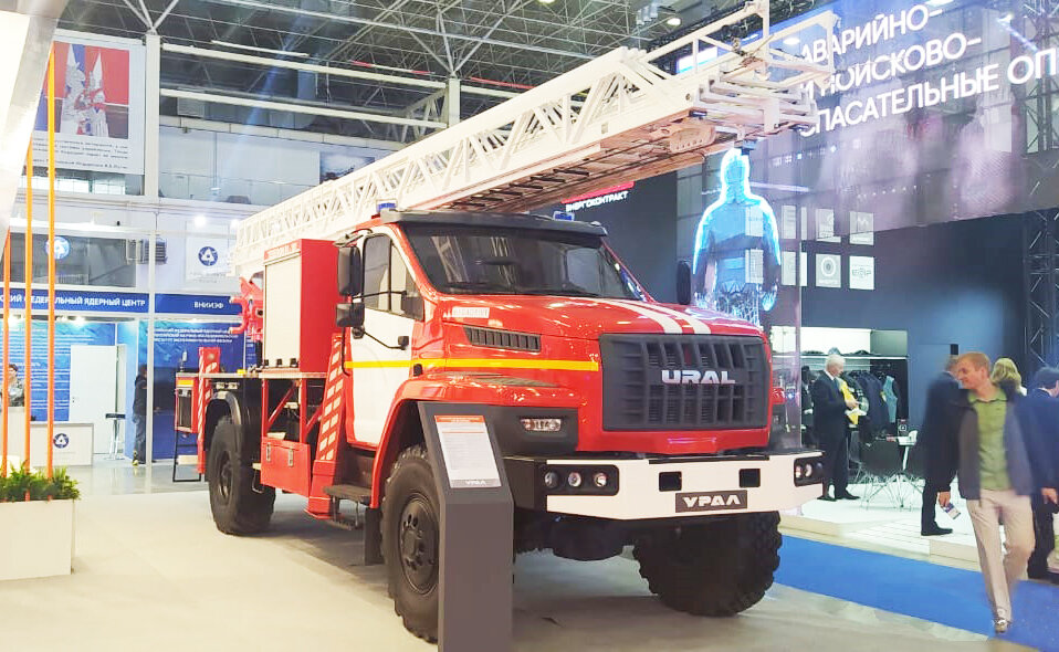 АЗ «УРАЛ» впервые представляет пожарный автомобиль на шасси «Урал ...