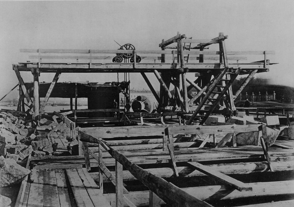 Бык №2. Кладка тела быка. Лето 1900 г.