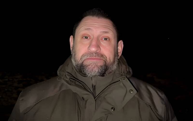 Александр сладков биография личная жизнь семья дети Военкор Сладков назвал три самых опасных направления на Донбассе Репортёр Дзен